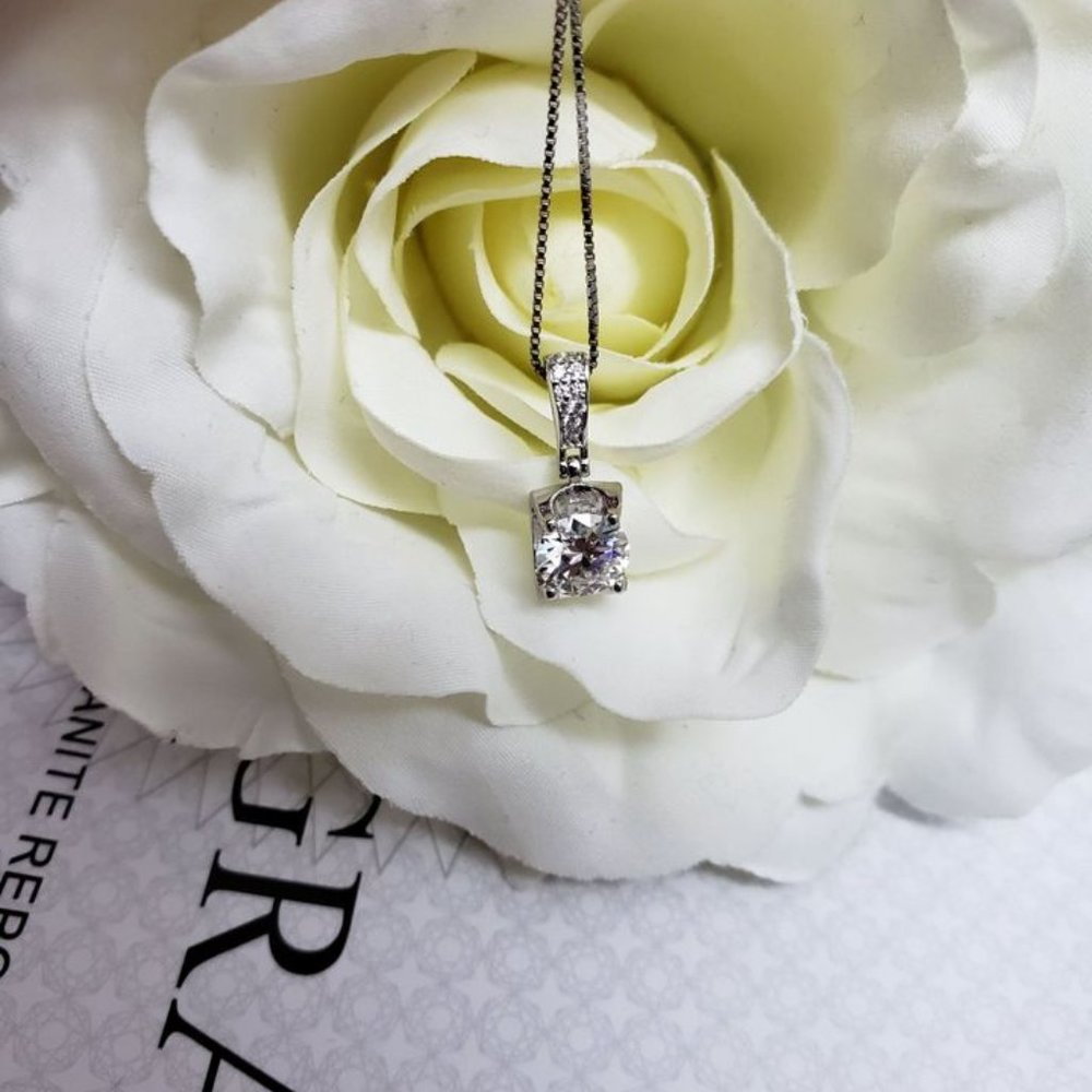 1 Carat Moissanite Necklace with 925 Sterling Silver Chain ADJUSTABLE